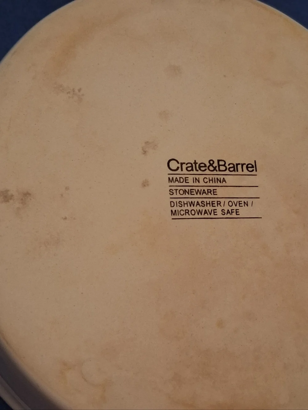 Crate&Barrel Small Casserole Dish With Lid Stoneware